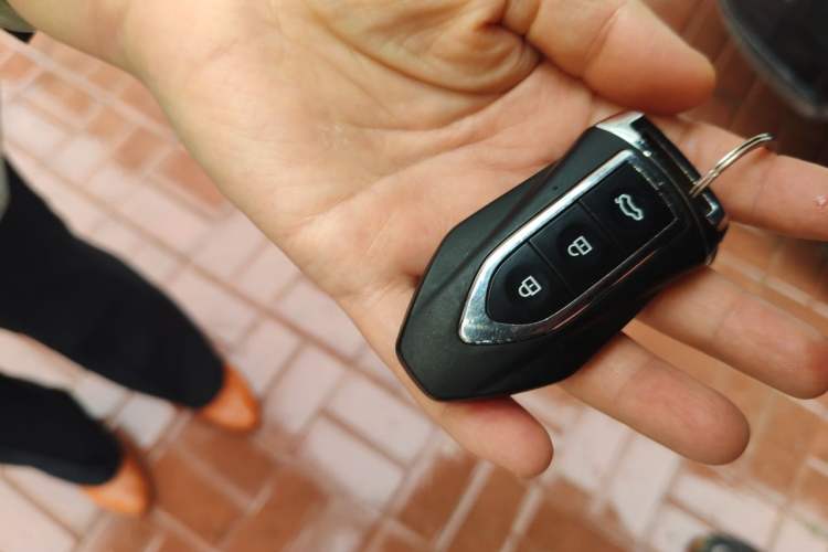 Used Zotye T600 2016 1.5T Manual Luxury Model Vehicle Key