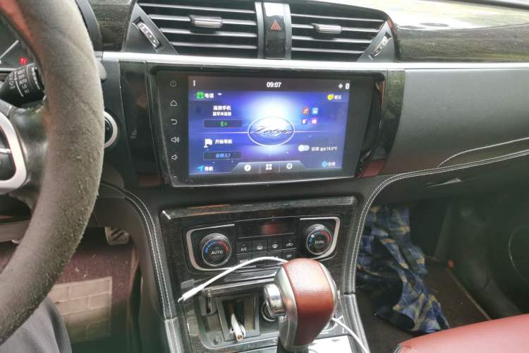 Used Zotye T600 2016 2.0T DCT Prestige Edition Audio And AC Panel