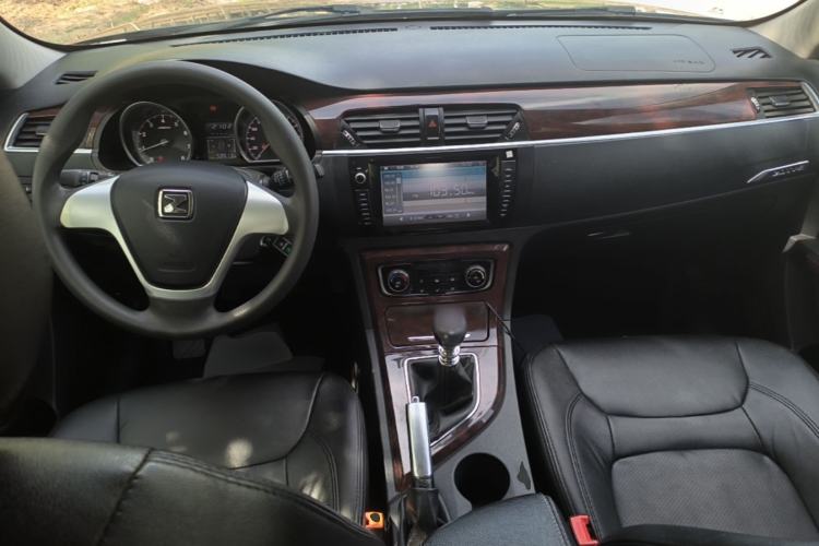Used Zotye T600 2016 1.5T Manual Elite Edition Center Console
