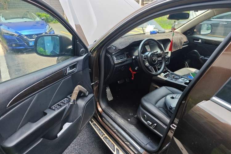 Used Zotye T600 2016 Sport Edition 2.0T DCT Prestige Model Driver Seat