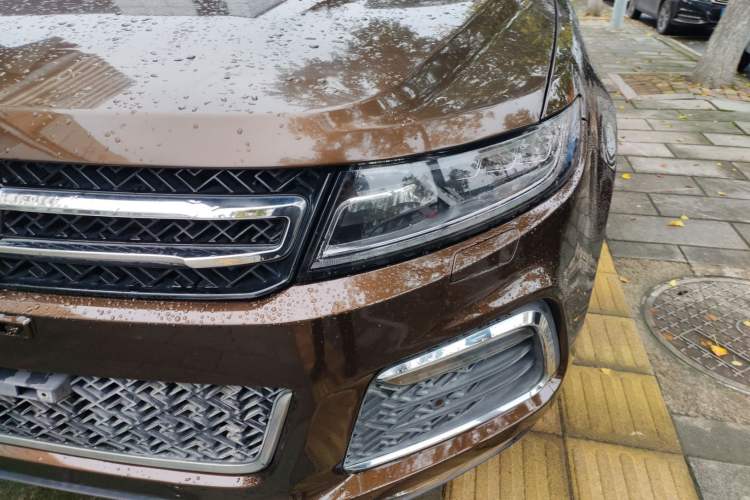 Used Zotye T600 2016 Sport Edition 1.5T Manual Prestige Model Left Front Headlight