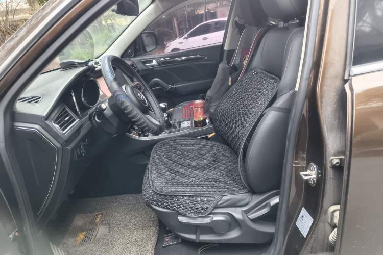 Used Zotye T600 2016 1.5T Manual Elite Edition Left Front Seat