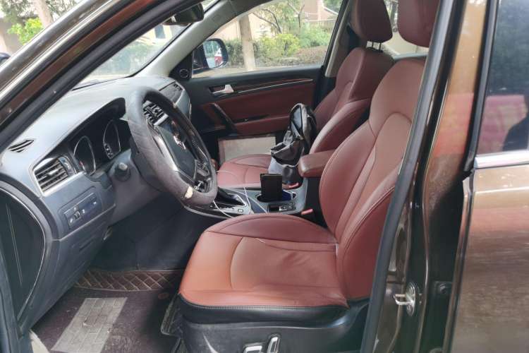 Used Zotye T600 2016 2.0T DCT Prestige Edition Left Front Seat