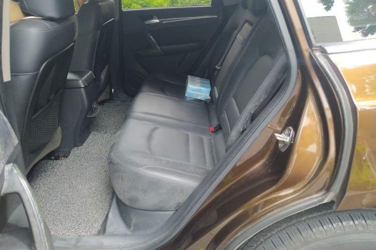 Used Zotye T600 2016 1.5T Manual Luxury Model Left Rear Seat