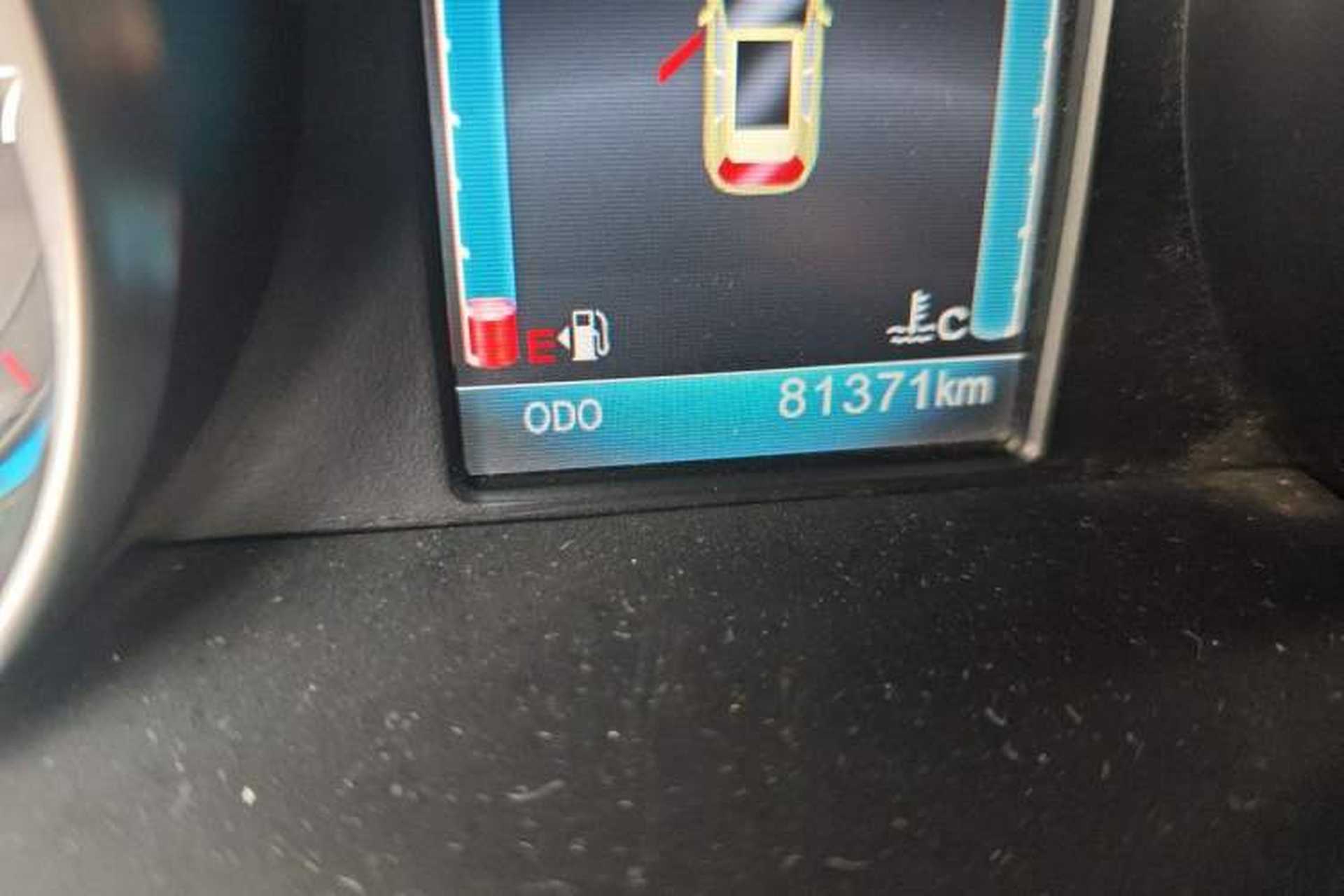 Used Zotye T600 2016 Sport Edition 2.0T DCT Luxury Model Odometer Close Up