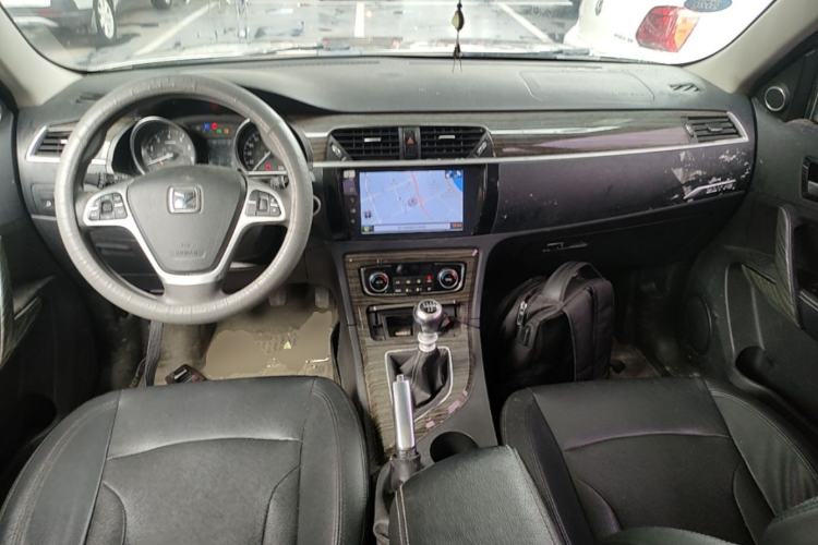 Used Zotye T600 2016 1.5T Manual Luxury Edition Center Console