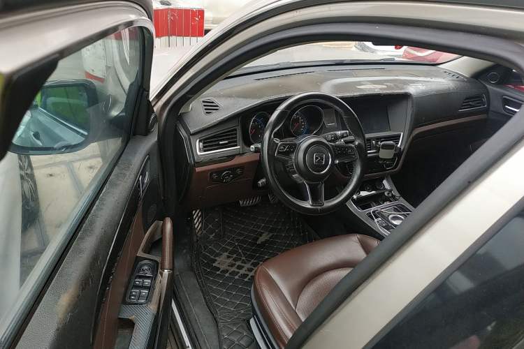 Used Zotye T600 2016 Sport Edition 2.0T DCT Luxury Model Driver Seat