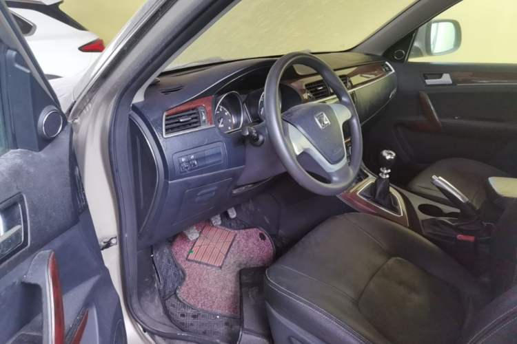Used Zotye T600 2016 1.5T Manual Elite Edition Driver Seat