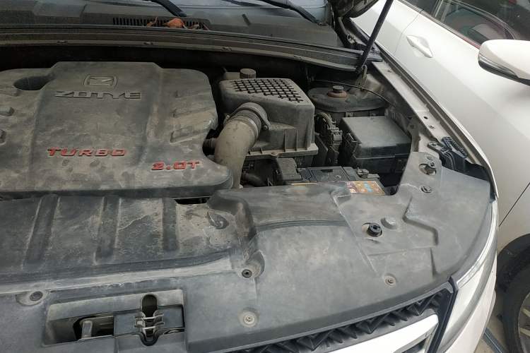 Used Zotye T600 2016 Sport Edition 2.0T DCT Luxury Model Engine Bay Left