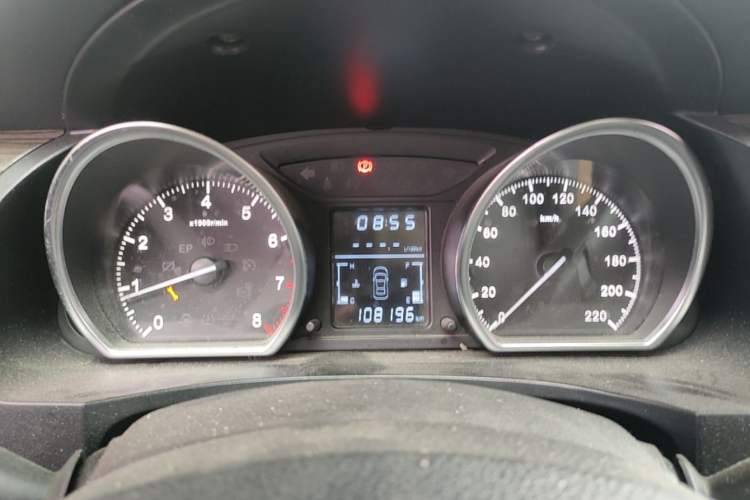 Used Zotye T600 2016 1.5T Manual Luxury Edition Instrument Cluster