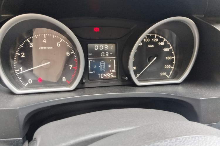 Used Zotye T600 2016 1.5T Manual Luxury Edition Instrument Cluster