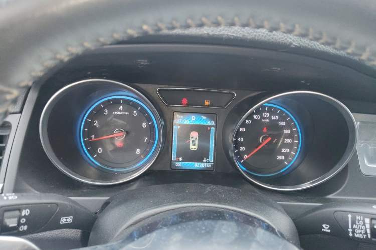 Used Zotye T600 2016 Sport Edition 2.0T DCT Luxury Model Instrument Cluster