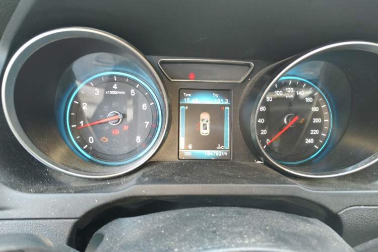 Used Zotye T600 2016 Sport Edition 1.5T Manual Luxury Model Instrument Cluster