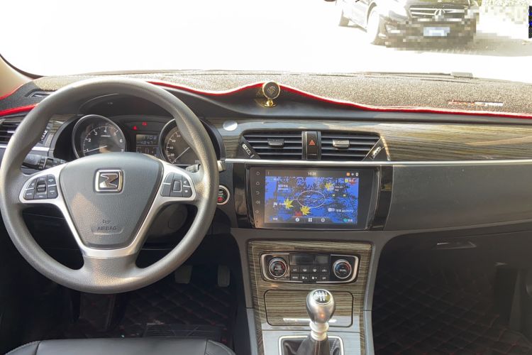 Used Zotye T600 2016 1.5T Manual Luxury Edition Interior 3