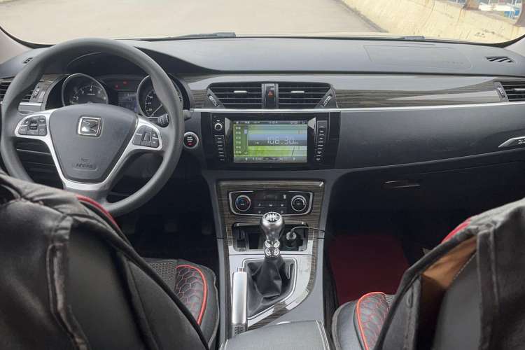 Used Zotye T600 2016 1.5T Manual Luxury Model Interior 3