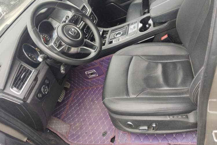 Used Zotye T600 2016 Sport Edition 2.0T DCT Luxury Model Left Front Seat