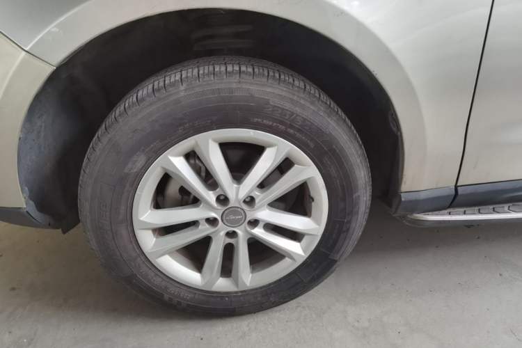 Used Zotye T600 2016 1.5T Manual Elite Edition Left Front Wheel Hub