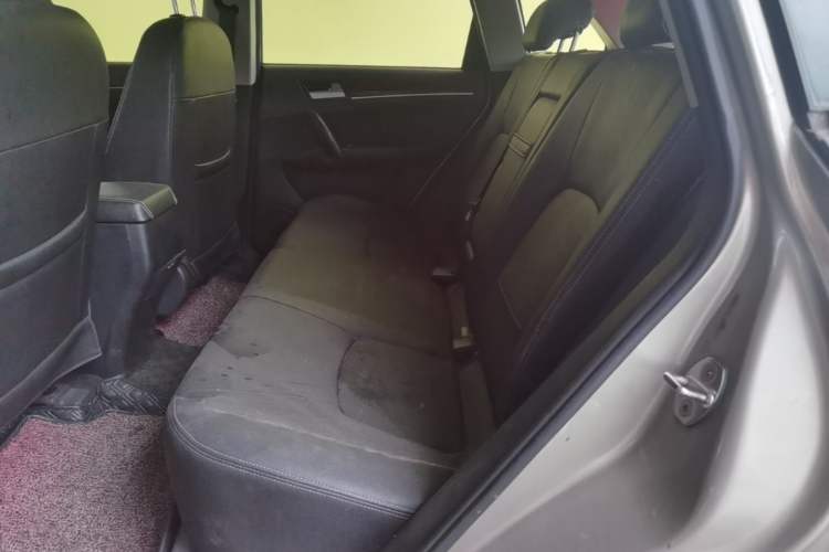 Used Zotye T600 2016 1.5T Manual Elite Edition Left Rear Seat