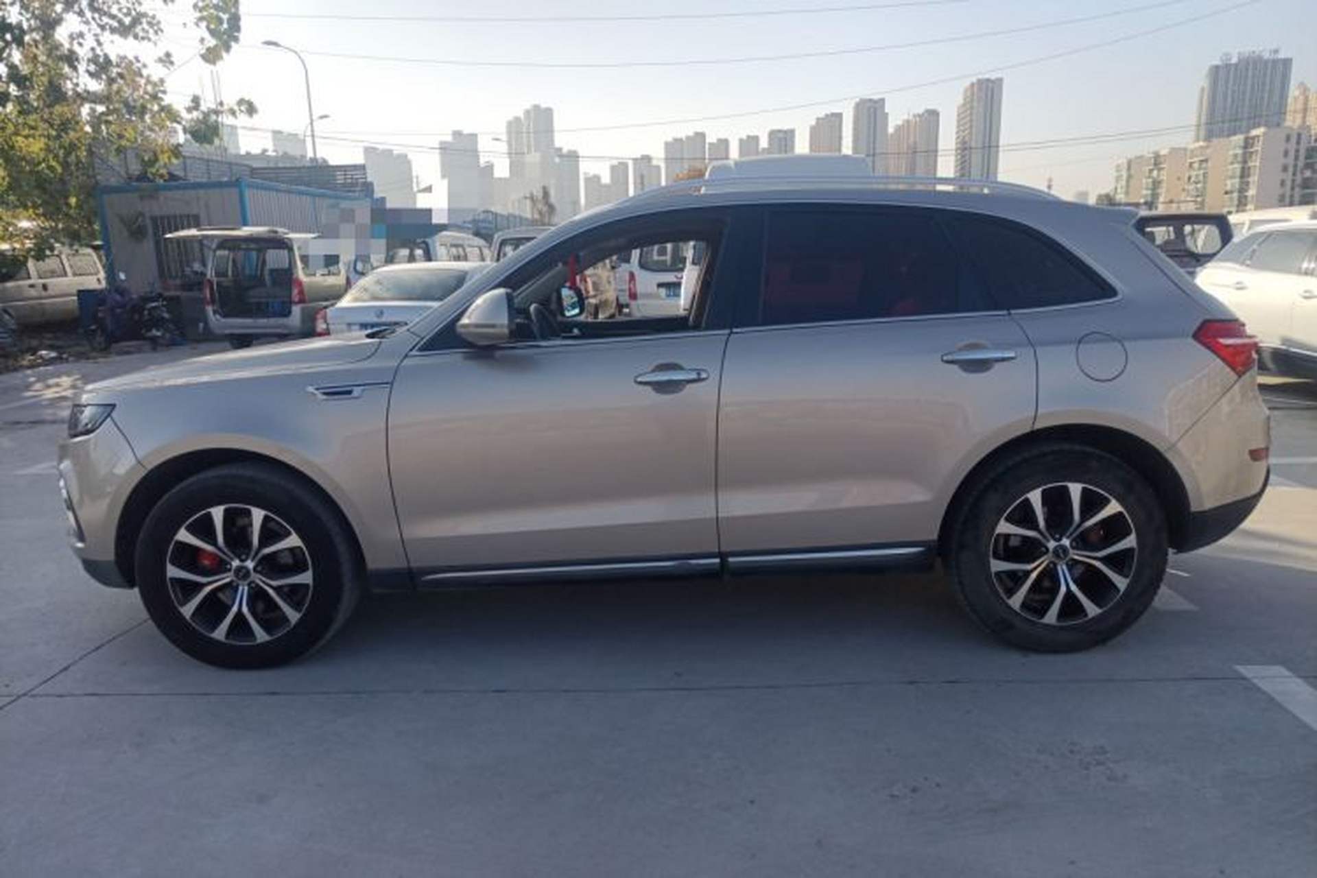 Used Zotye T600 2016 Sport Edition 2.0T DCT Prestige Model Left Side