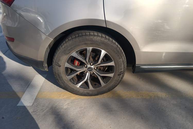 Used Zotye T600 2016 Sport Edition 2.0T DCT Prestige Model Right Rear Wheel Hub