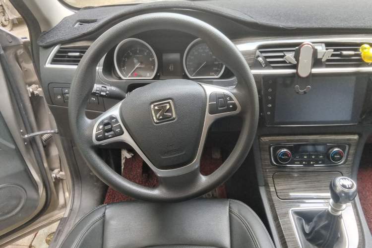 Used Zotye T600 2016 1.5T Manual Luxury Edition Steering Wheel