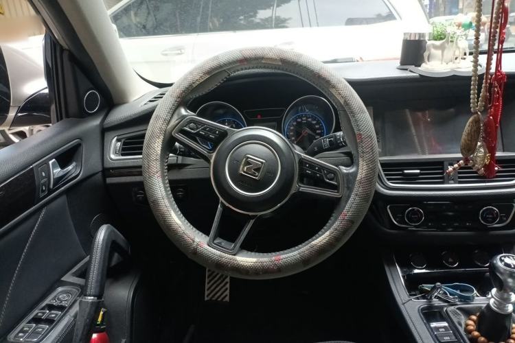 Used Zotye T600 2016 Sport Edition 1.5T Manual Luxury Model Steering Wheel
