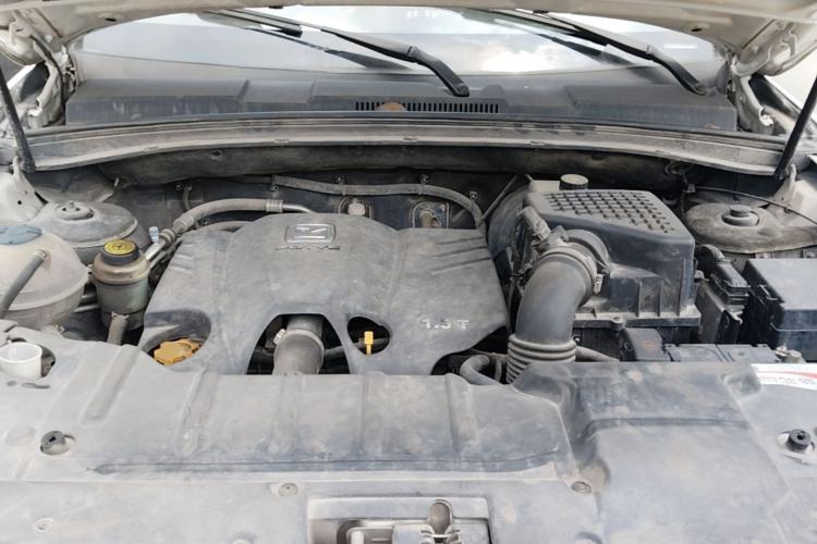 Used Zotye T600 2016 Sport Edition 1.5T Manual Prestige Model Engine Bay