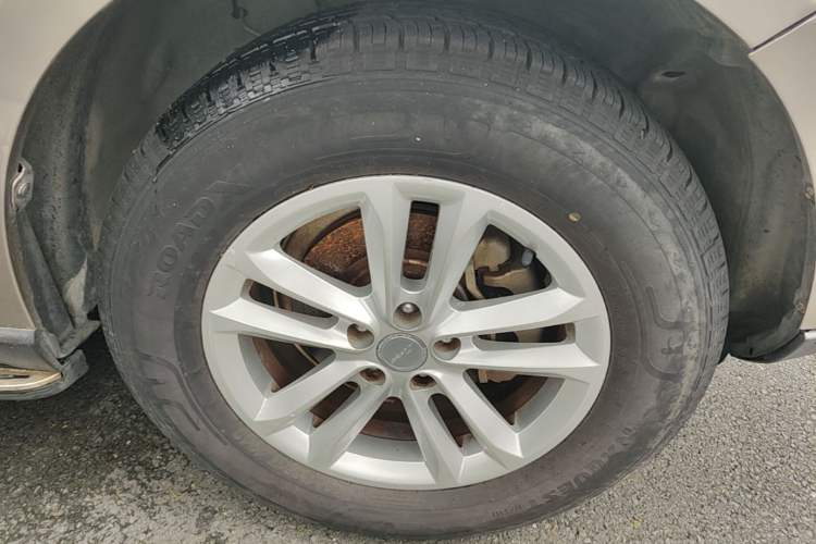 Used Zotye T600 2016 1.5T Manual Luxury Edition Right Front Wheel Hub