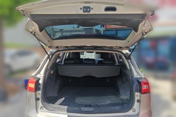 Used Zotye T600 2016 1.5T Manual Luxury Edition Trunk