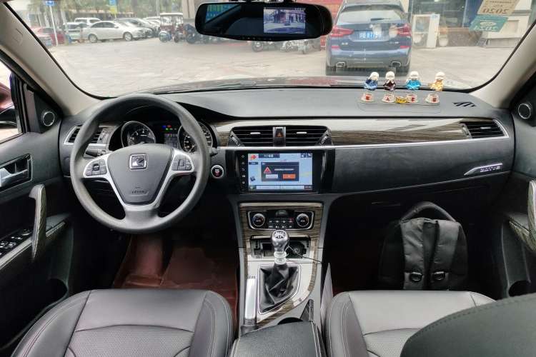 Used Zotye T600 2016 1.5T Manual Luxury Edition Center Console