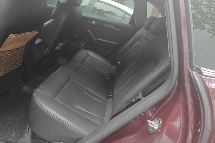 Used Zotye T600 2016 Sport Edition 1.5T Manual Luxury Model Interior 1