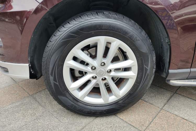 Used Zotye T600 2016 1.5T Manual Luxury Edition Left Front Wheel Hub