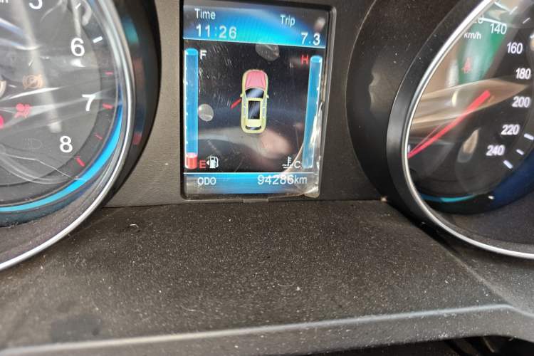 Used Zotye T600 2016 Sport Edition 1.5T Manual Luxury Model Odometer Close Up