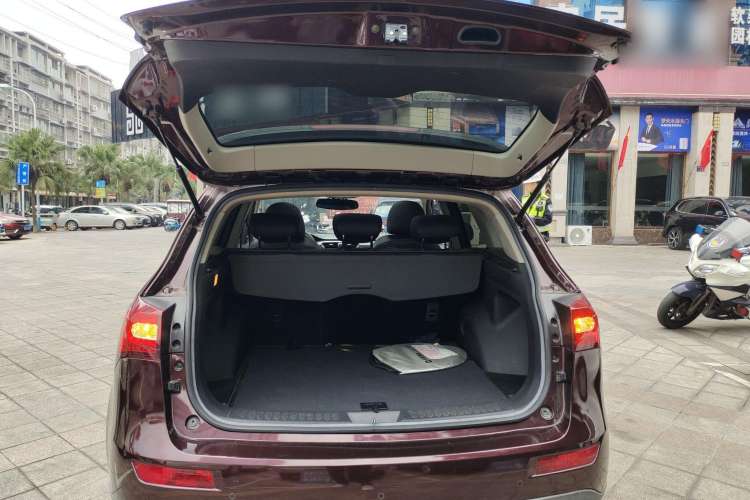 Used Zotye T600 2016 1.5T Manual Luxury Edition Trunk