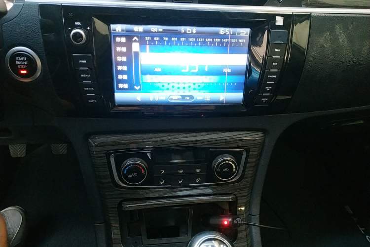 Used Zotye T600 2016 1.5T Manual Luxury Model Audio And AC Panel
