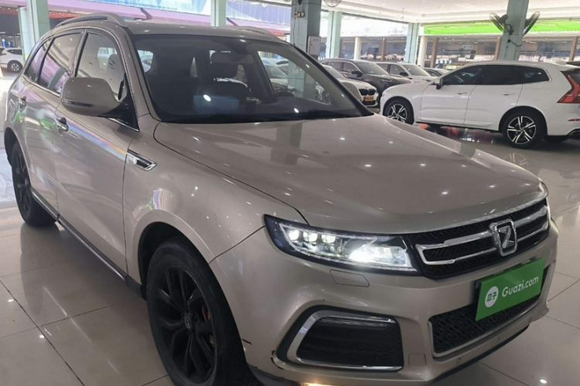 Used Zotye T600 2016 Sport Edition 2.0T DCT Prestige Model Exterior 2
