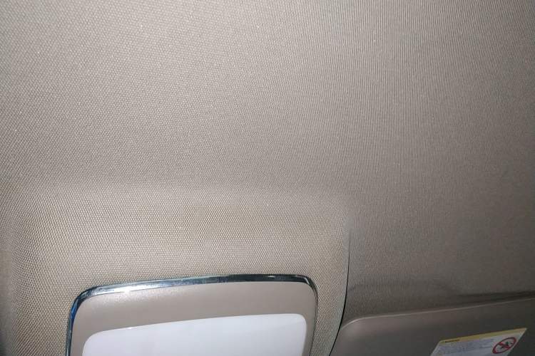 Used Zotye T600 2016 1.5T Manual Luxury Model Headliner