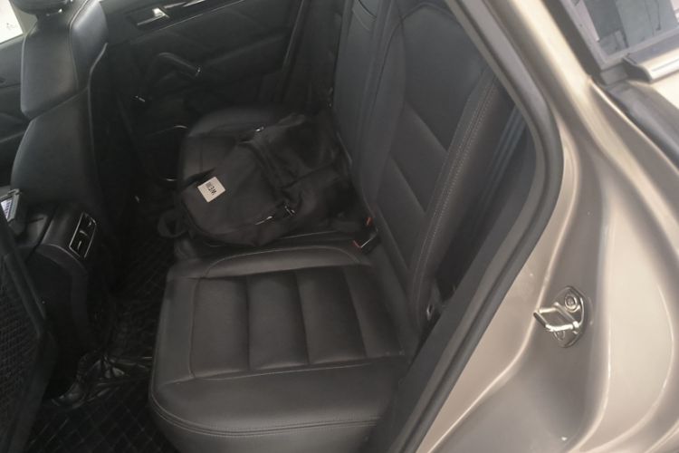 Used Zotye T600 2016 Sport Edition 2.0T DCT Prestige Model Interior 7