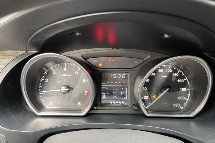 Used Zotye T600 2016 1.5T Manual Luxury Model Odometer Close Up