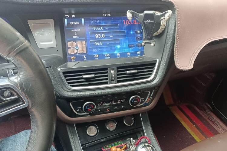 Used Zotye T600 2016 Sport Edition 1.5T Manual Luxury Model Audio And AC Panel