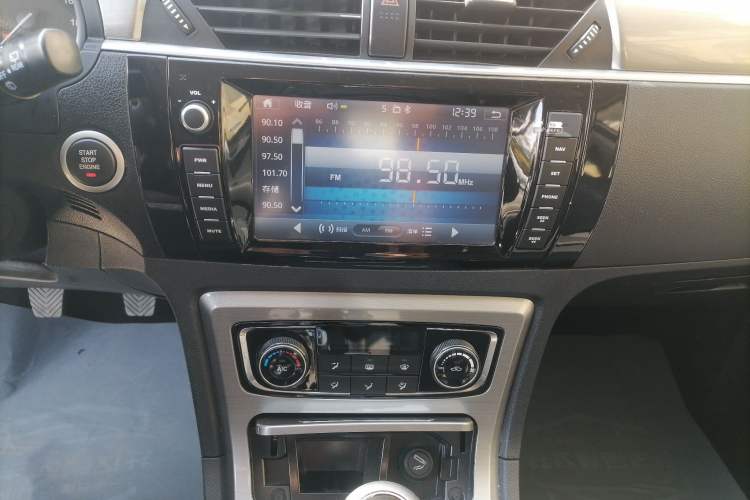Used Zotye T600 2016 1.5T Manual Elite Edition Audio And AC Panel