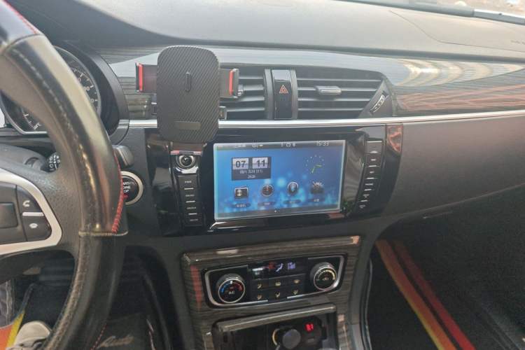 Used Zotye T600 2016 Sports Edition 1.5T Manual Luxury Model Audio And AC Panel