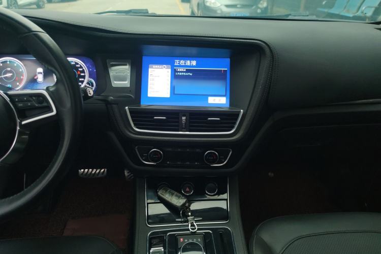 Used Zotye T600 2016 Sport Edition 2.0T DCT Prestige Model Audio And AC Panel