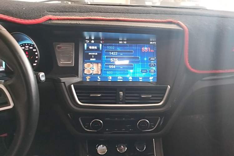 Used Zotye T600 2016 Sport Edition 1.5T Manual Luxury Model Audio And AC Panel