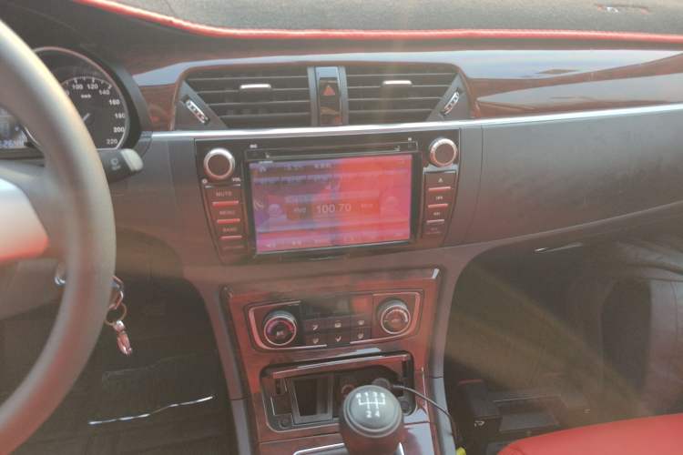 Used Zotye T600 2016 1.5T Manual Elite Edition Audio And AC Panel