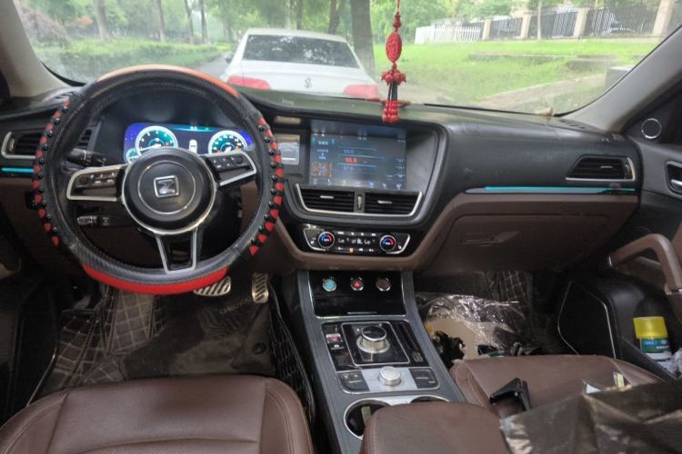 Used Zotye T600 2016 Sport Edition 2.0T DCT Flagship Model Center Console