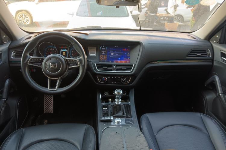 Used Zotye T600 2016 Sports Edition 1.5T Manual Luxury Model Center Console