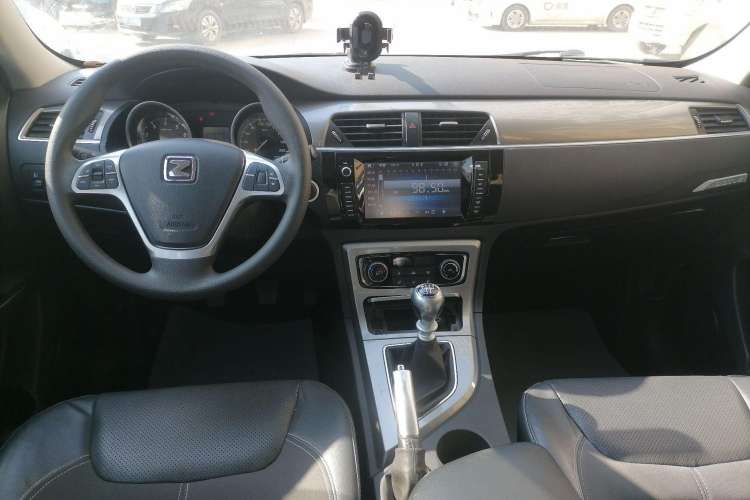 Used Zotye T600 2016 1.5T Manual Elite Edition Center Console