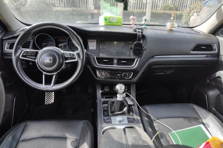 Used Zotye T600 2016 Sport Edition 1.5T Manual Luxury Model Center Console