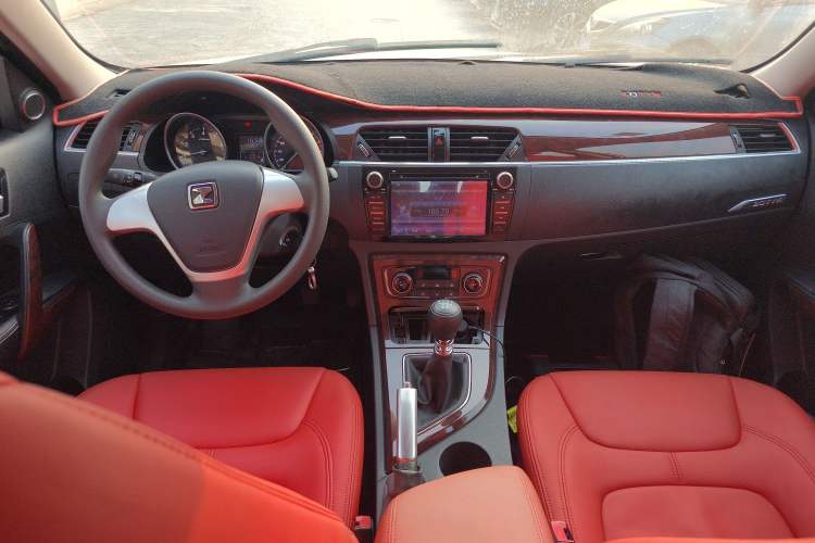 Used Zotye T600 2016 1.5T Manual Elite Edition Center Console